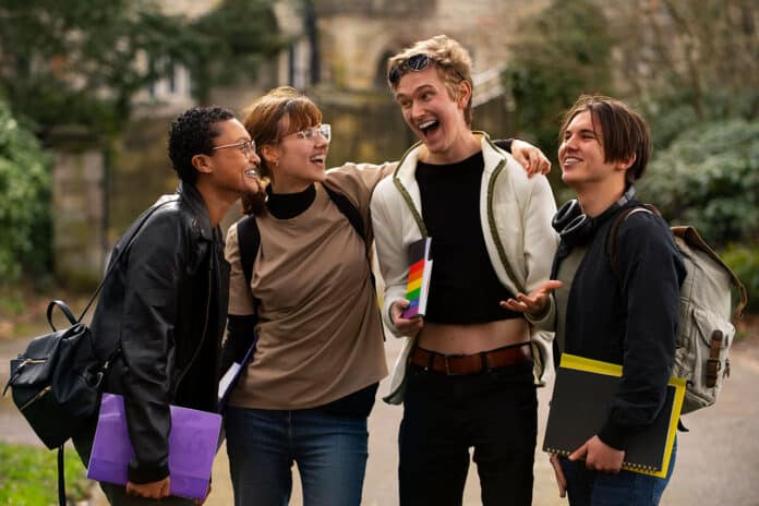 image showing stress free teens’ in group.